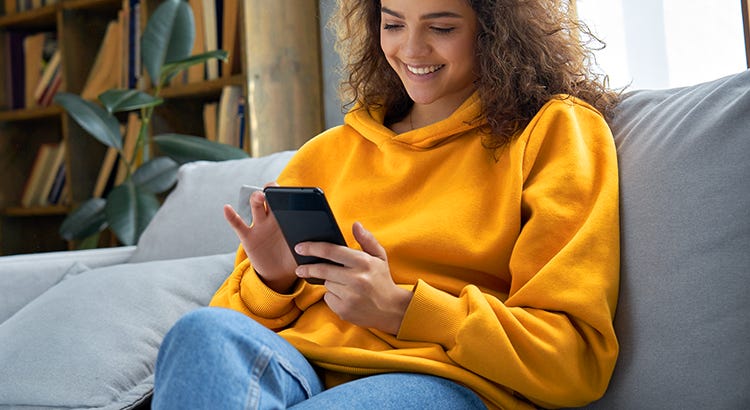 Comportamento do consumidor: como o brasileiro usa o celular - Delivery  Much Blog