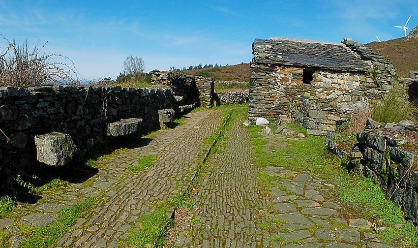 Ruinas del hospital de peregrinos de Motouto, Lugo
