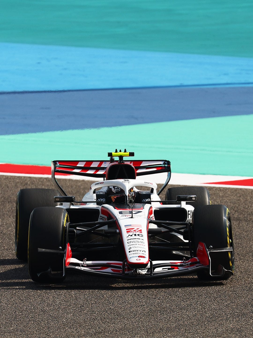 Ollie Bearman in the VF-26 on track at Bahrain Testing