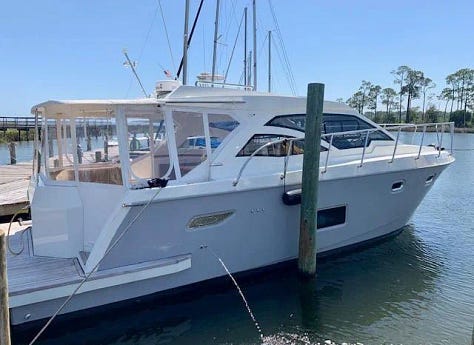 2018 Custom Emerald Bay 36