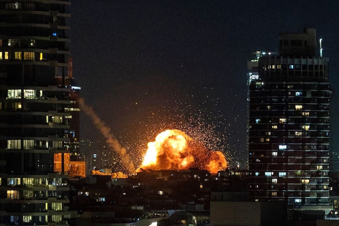 My Heart is Frozen: Why I'm Unmoved by Images of Jews Fleeing as Iranian  Missiles Hit Tel Aviv - American Kahani