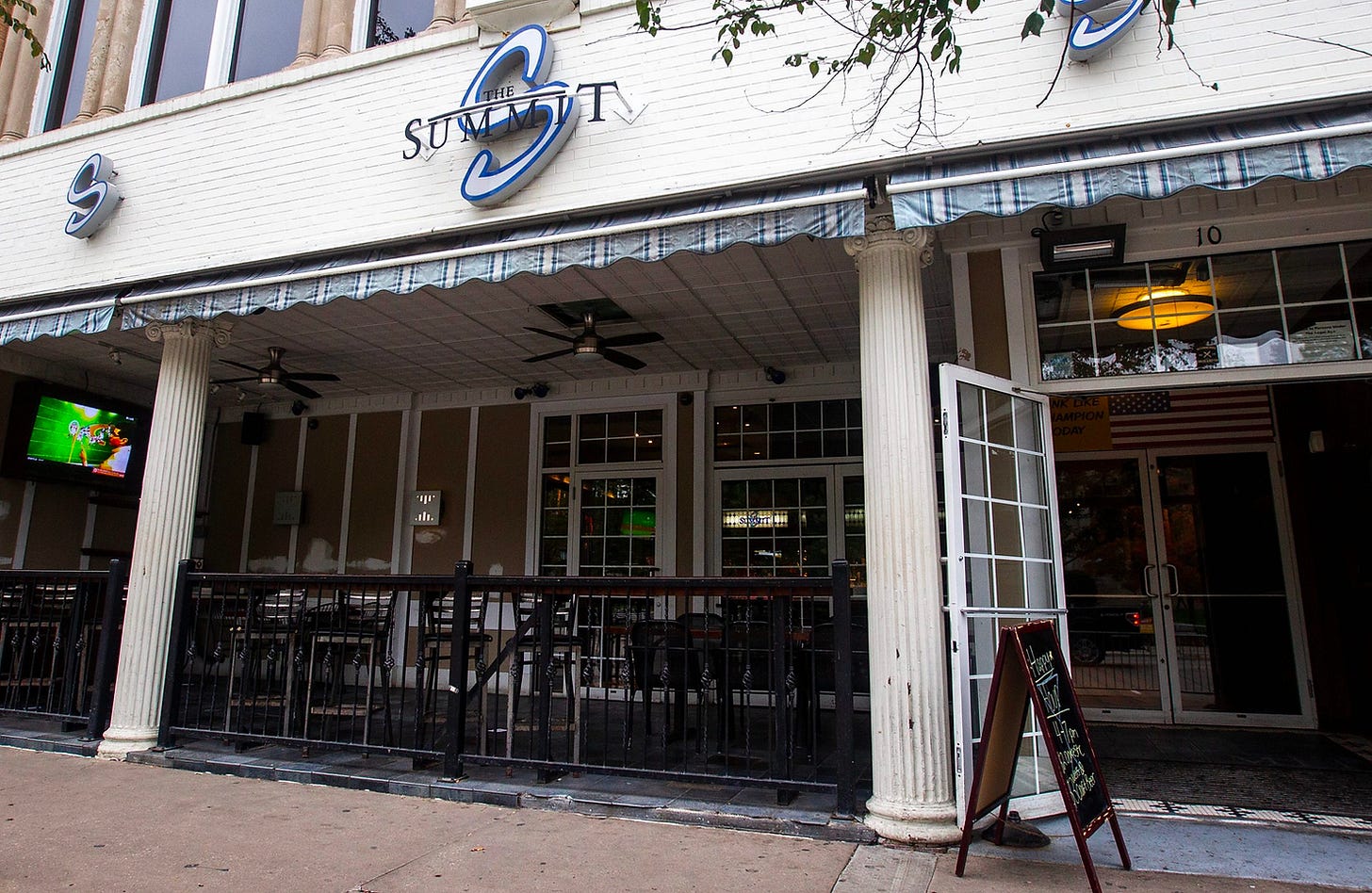 summit downtown uiowa