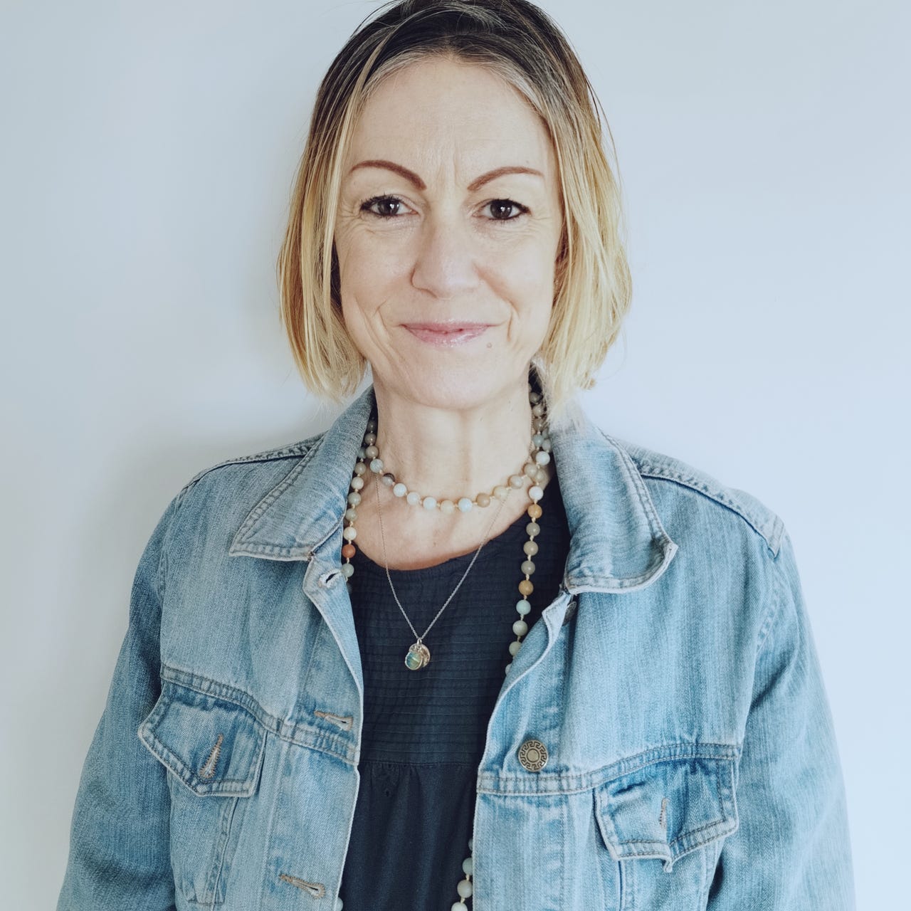 Dr Michelle Hopkins | Hibiscus Tales 