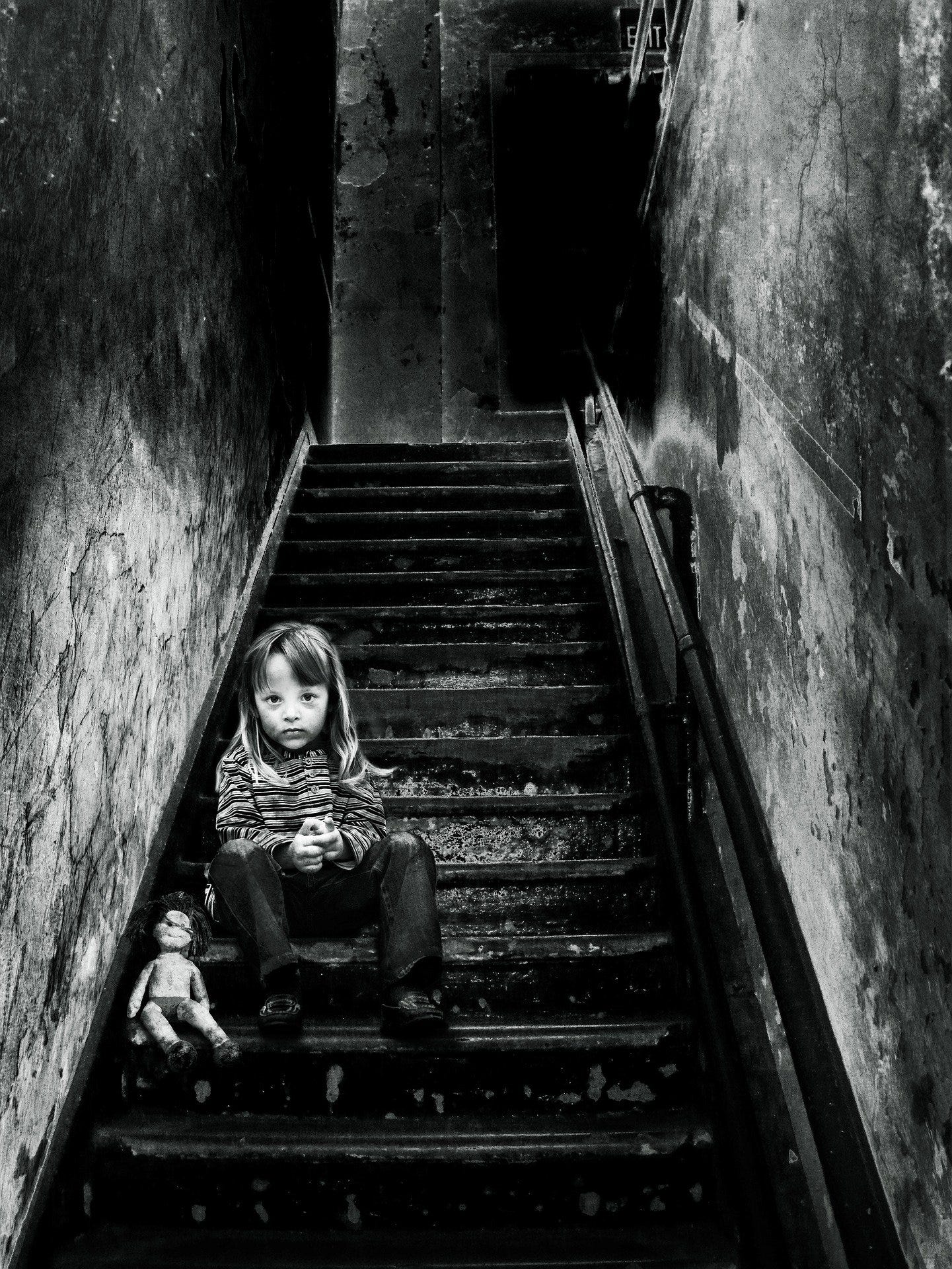 File:Child depressed alone poverty.jpg - Wikimedia Commons