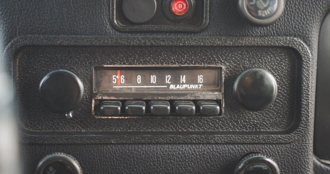 black car stereo turned on at 7