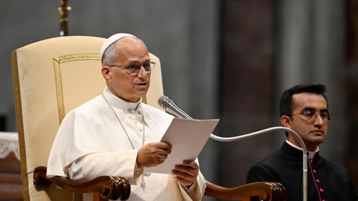 Liturgy Wars-The Latest Volley: A Papal “Thus”