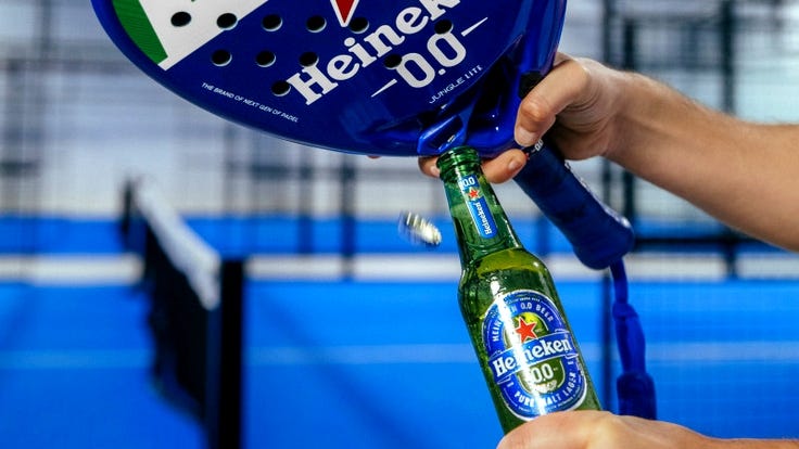 Insolite : une raquette de padel décapsuleur, enfin ! – Bière Actu Insolite : une raquette de padel décapsuleur, enfin ! – Bière Actu