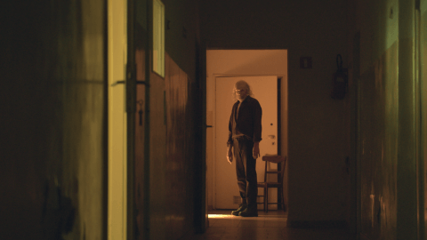 Old People (2022) | Film, Trailer, Kritik