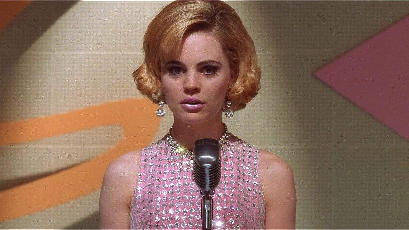 Movie Review: Mulholland Drive. Mulholland Drive asks and deserves to… | by  Chrestomath | Medium