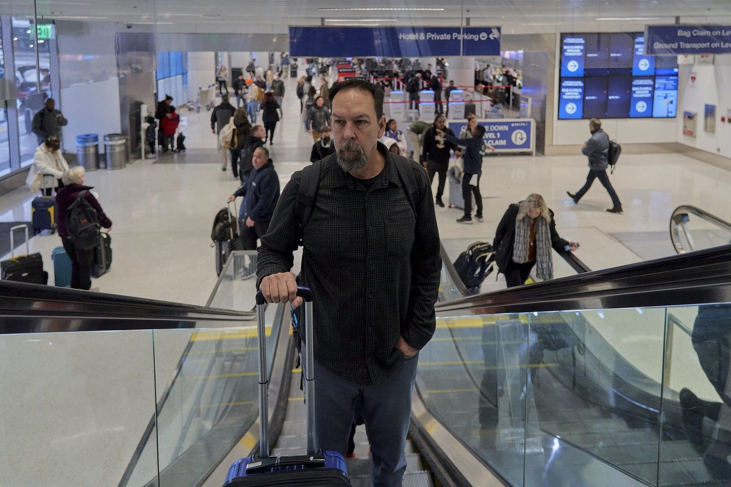 The rise of hybrid work has enabled some workers, including Frank Croasdale, to straddle work and life in separate locations.