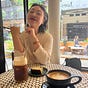 Coral Yang's avatar