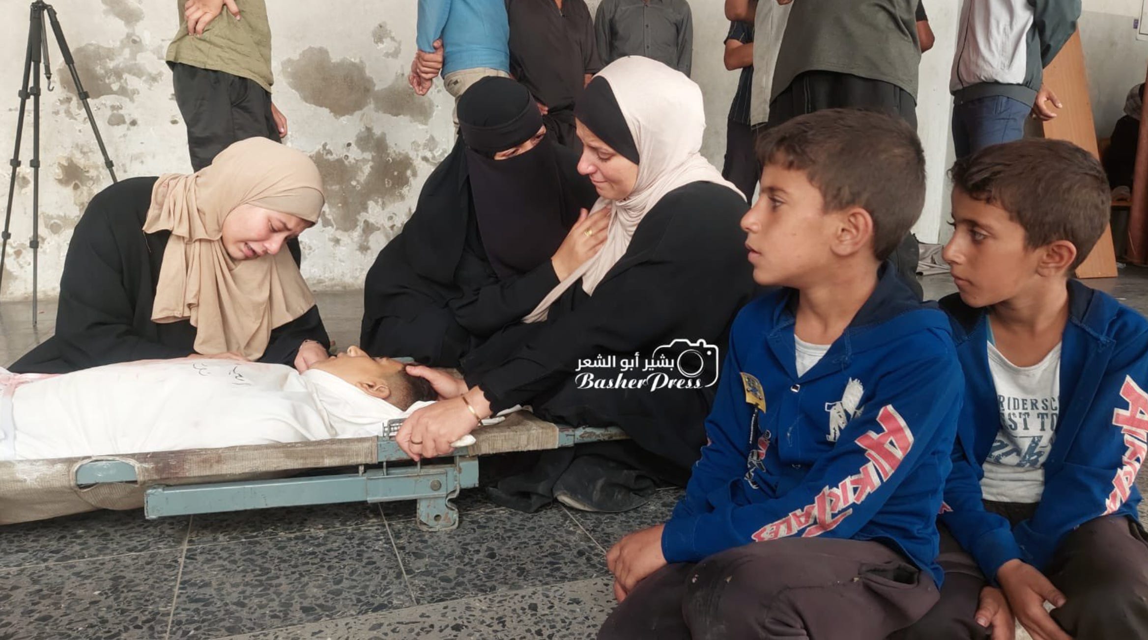 CIA naj bi zavajala Witkoffa in Kushnerja glede Hamasa med mirovnimi pogovori, Larry Ellison pa naj bi ciljal na medije in Gazo