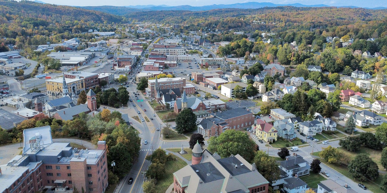 Barre moves to ban public nudity