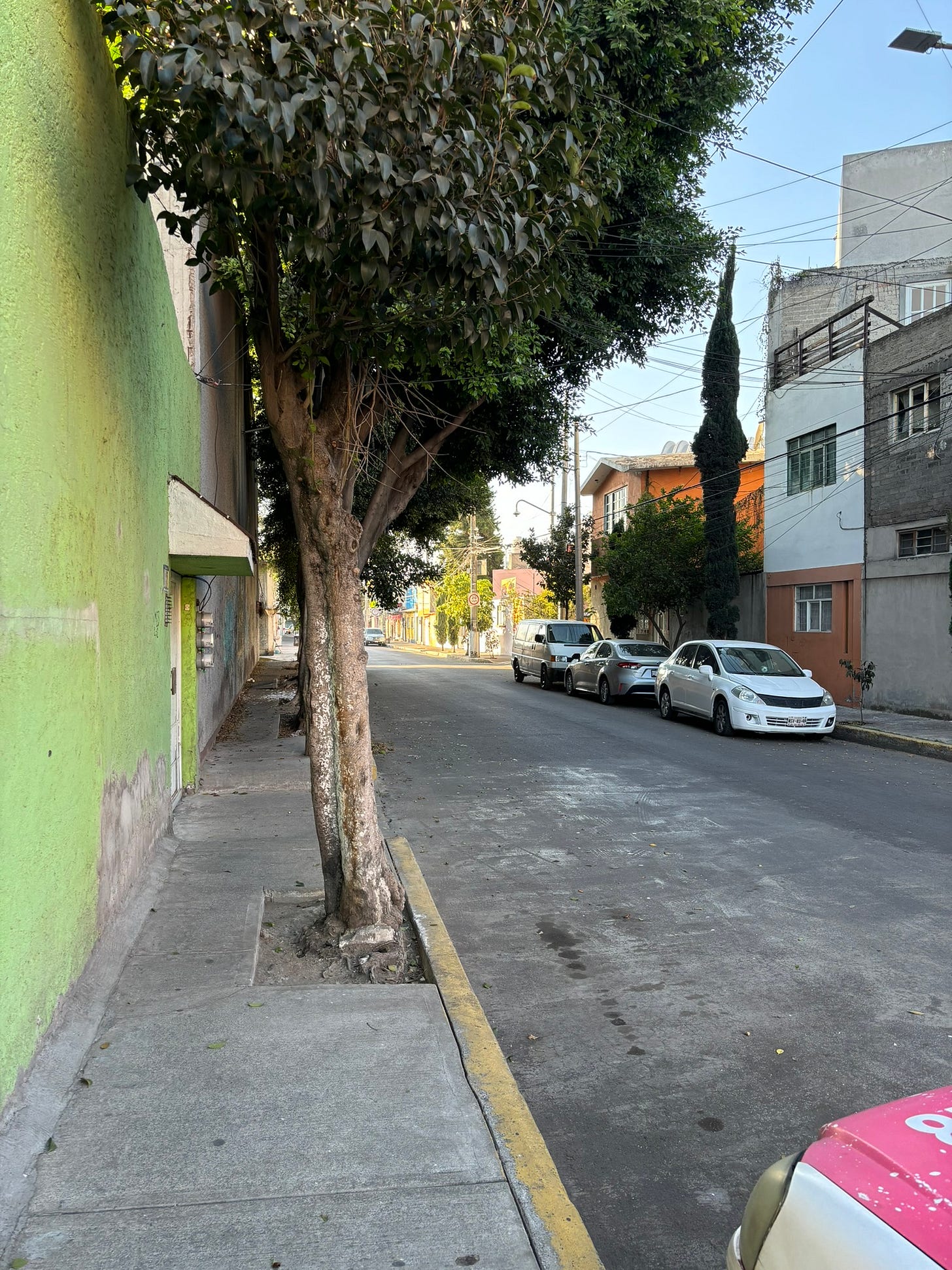 Typical narrow street in Iztapalapa.
