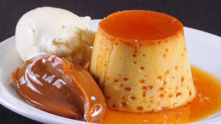 El flan mixto es una obra de arte que merece ir al Malba.
