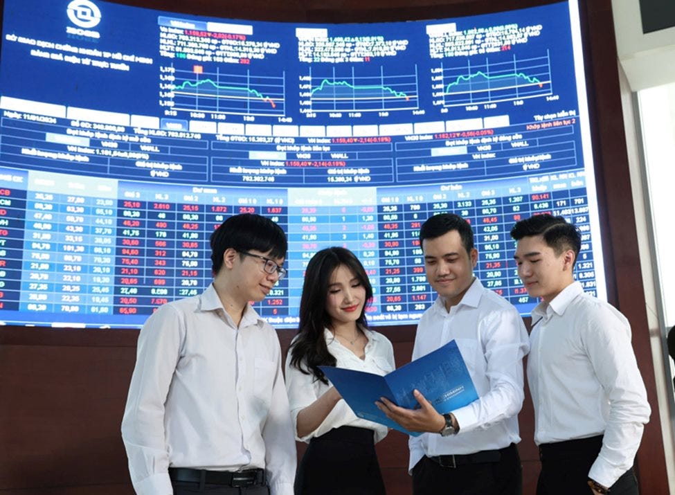 Nhiều chính sách hỗ trợ chứng khoán Việt Nam chinh phục đỉnh cao nhất mọi thời đại- Ảnh 3. Nhiều chính sách hỗ trợ chứng khoán Việt Nam chinh phục đỉnh cao nhất mọi thời đại- Ảnh 3.