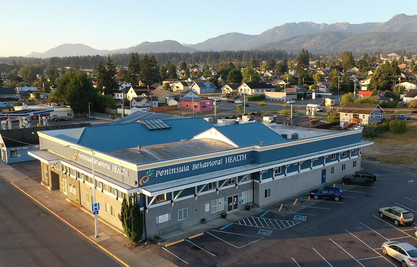 Peninsula Behavioral Health therapy in Clallam County mental health substance use co-occurring 