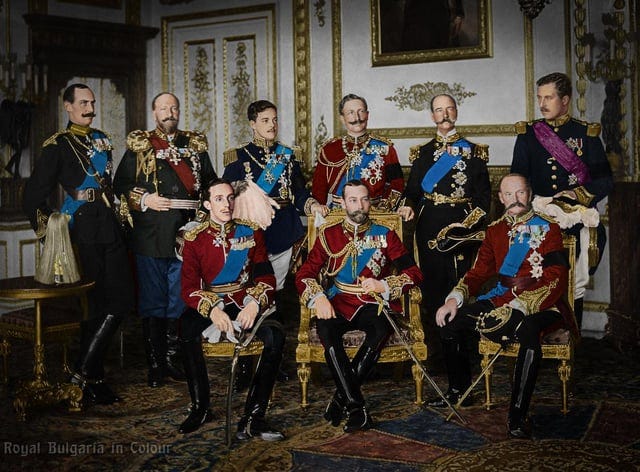 r/monarchism - George V, Alfonso XIII of Spain, Haakon VII of Norway, Manuel II of Portugal et al. are posing for a picture