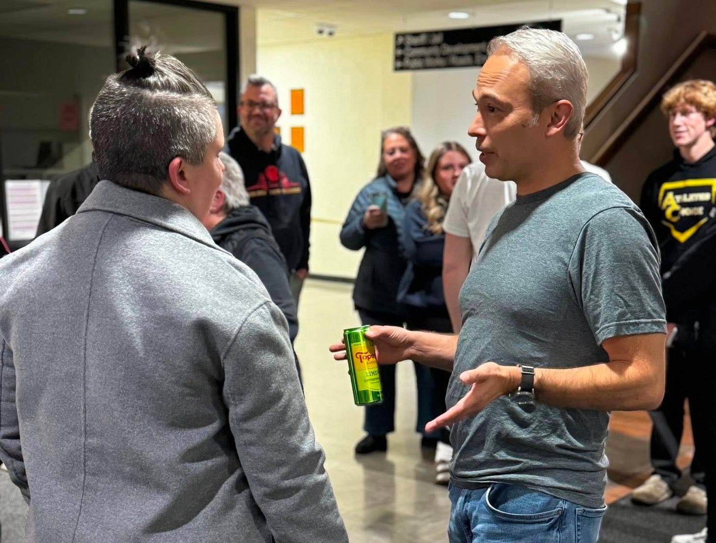 No photo description available.