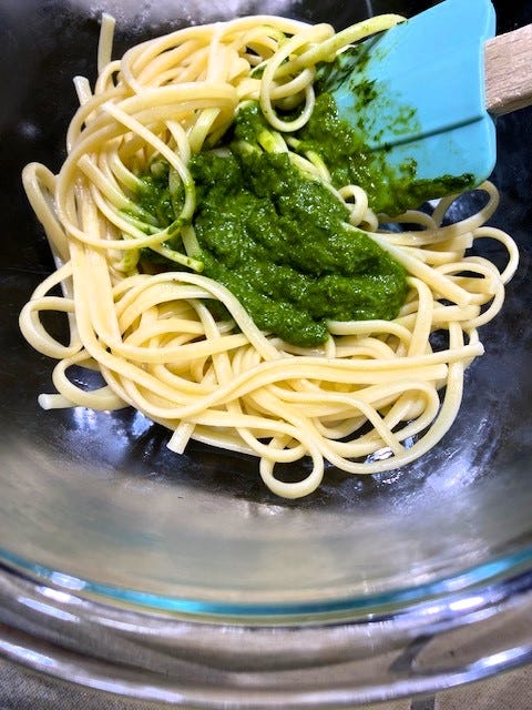 Springtime and fresh veggies make dinnertime ease.