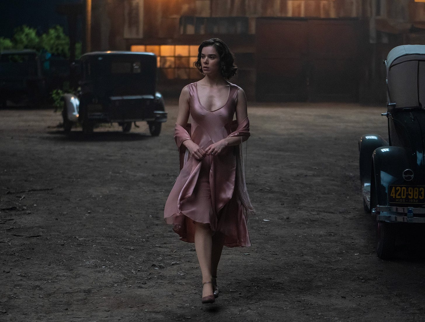 Dissecting Hailee Steinfeld's Mary In 'Sinners'