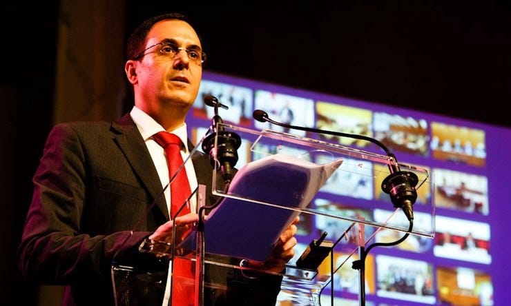 Cisacdirector generalgadioron