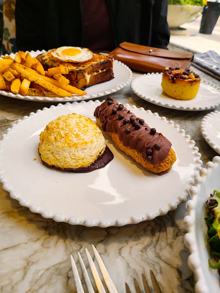 Coquette Charlotte pastries