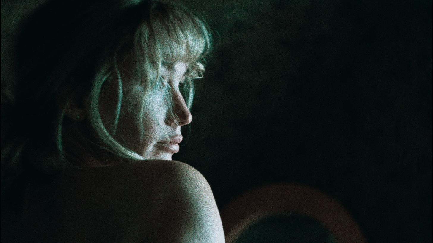 Jennifer Lawrence Is Astonishing in Postpartum Drama 'Die, My Love' |  Vanity Fair