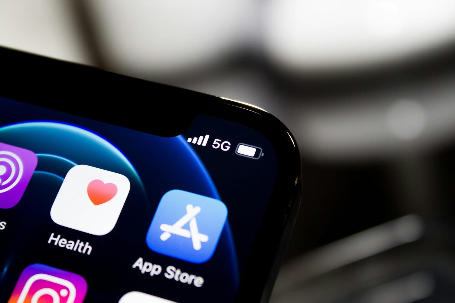 iPhone 12 Pro connected to 5G. iPhone 12 Pro connected to 5G.