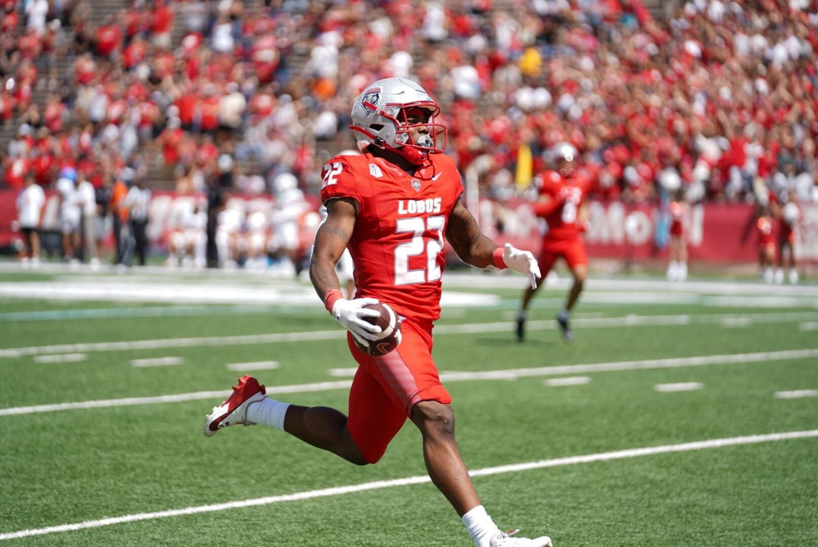 Lobos Use Big Fourth Quarter for 32-22 Win Over Idaho State Lobos Use Big Fourth Quarter for 32-22 Win Over Idaho State