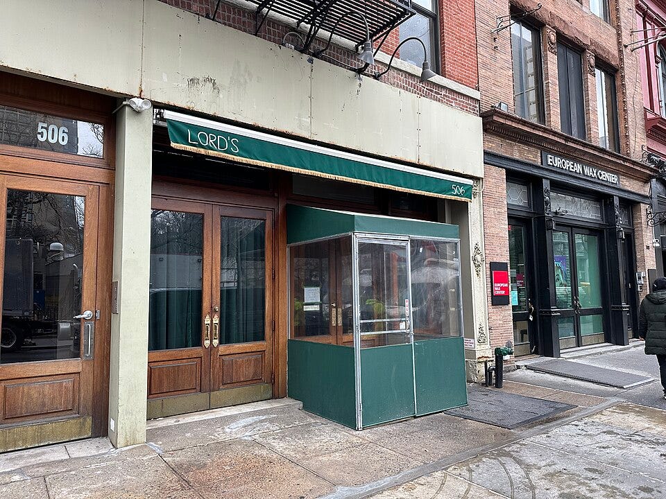 File:Lord's (New York City restaurant) – January 2023 – by MainlyTwelve.jpg File:Lord's (New York City restaurant) – January 2023 – by MainlyTwelve.jpg