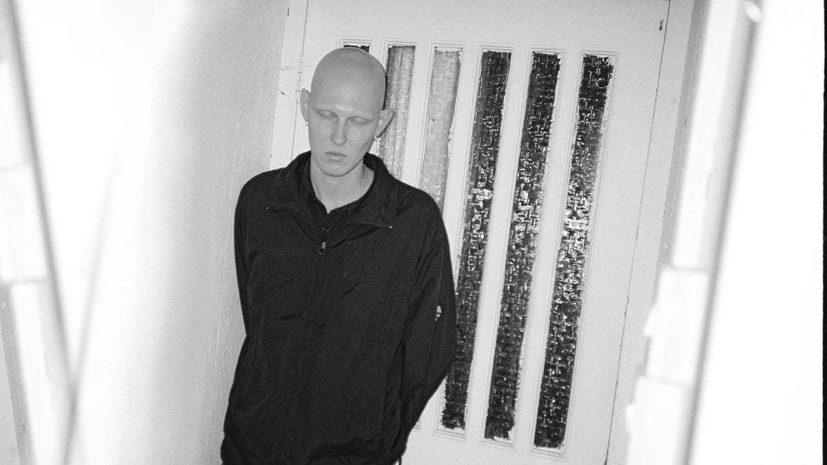 FR 181: How AD 93’s GB Fused Dire Straits With Coil on His New Album Herzsprung