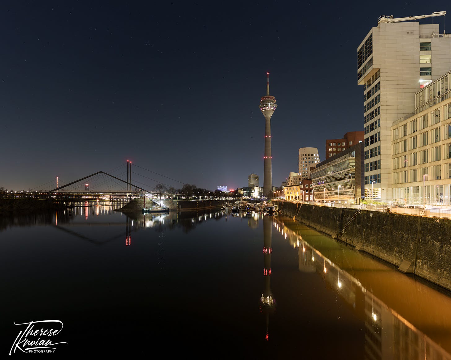 Night reflections from the Media Harbor in Düsseldorf
