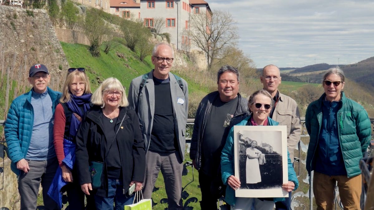 A gathering of the last Pond Farmers at SebArts