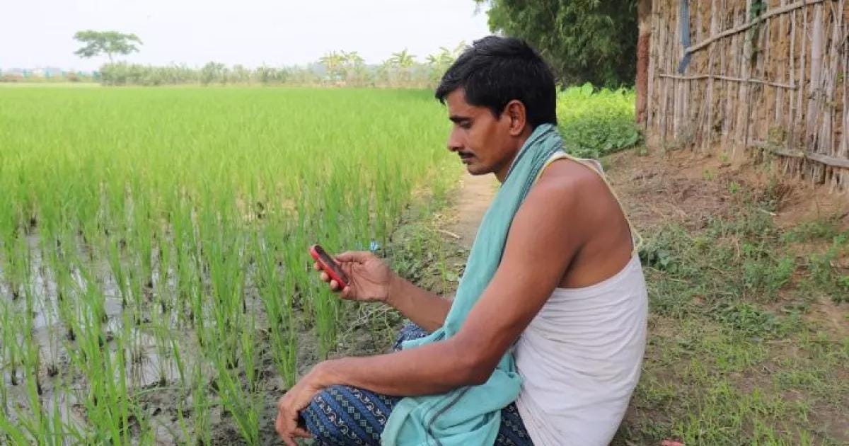 Experience of farmers using mobile phone for farming information flow in boro rice production: A case of Eastern Gangetic Plain | CGIAR System