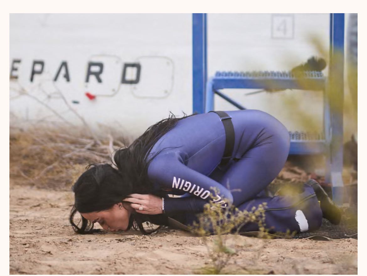 Katy Perry kissing the ground Katy Perry kissing the ground