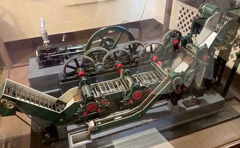 A working miniature display is one of the easiest ways to get me to stop by your booth.
