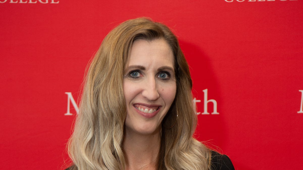 New schools: Meet the Chair of the School of Health & Natural Sciences