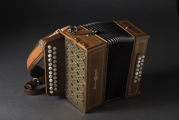 McNeela's Top Best Button Accordions For Traditional Irish Music [2022  Update] | autop.be