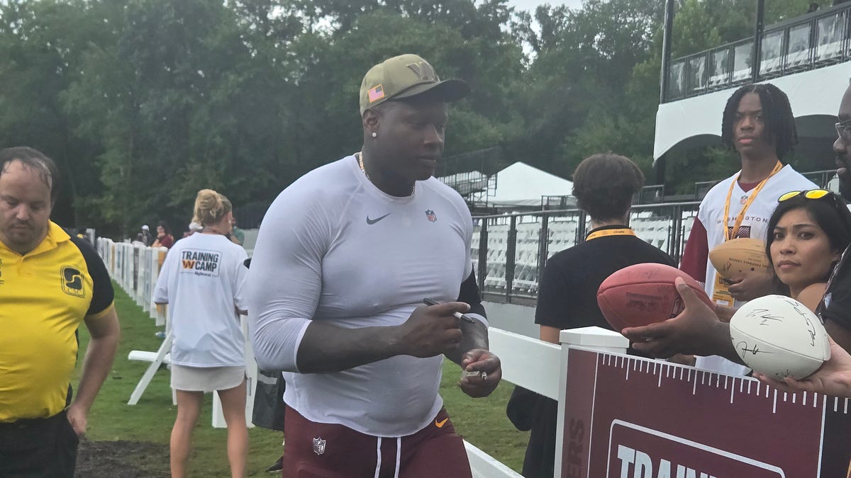 BREAKING: Laremy Tunsil suffers torn triceps
