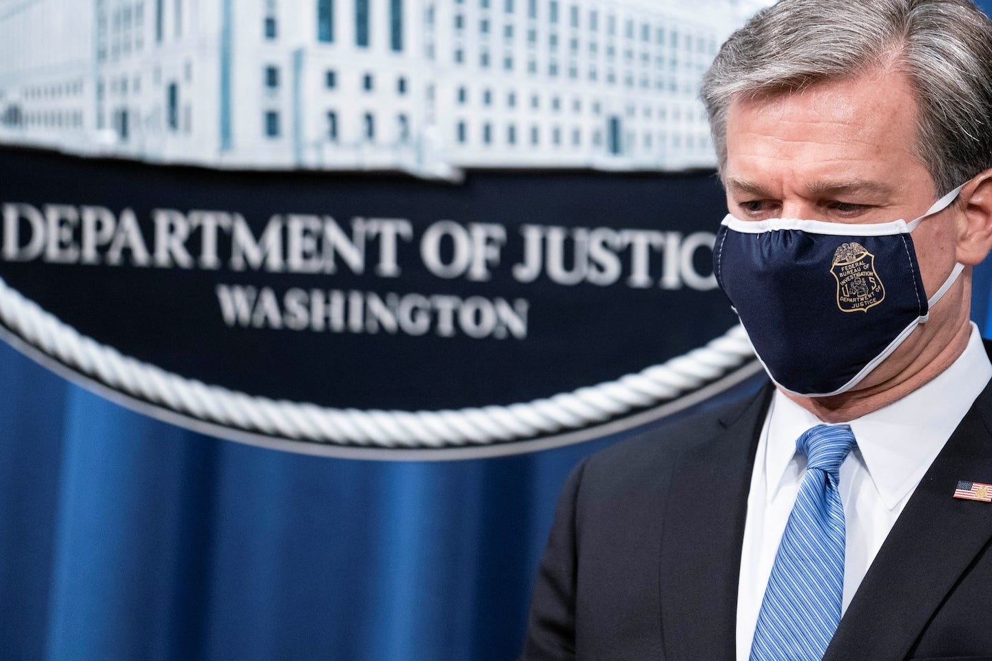Keep Christopher Wray as FBI director, agents association tells Trump, Biden - The Washington Post