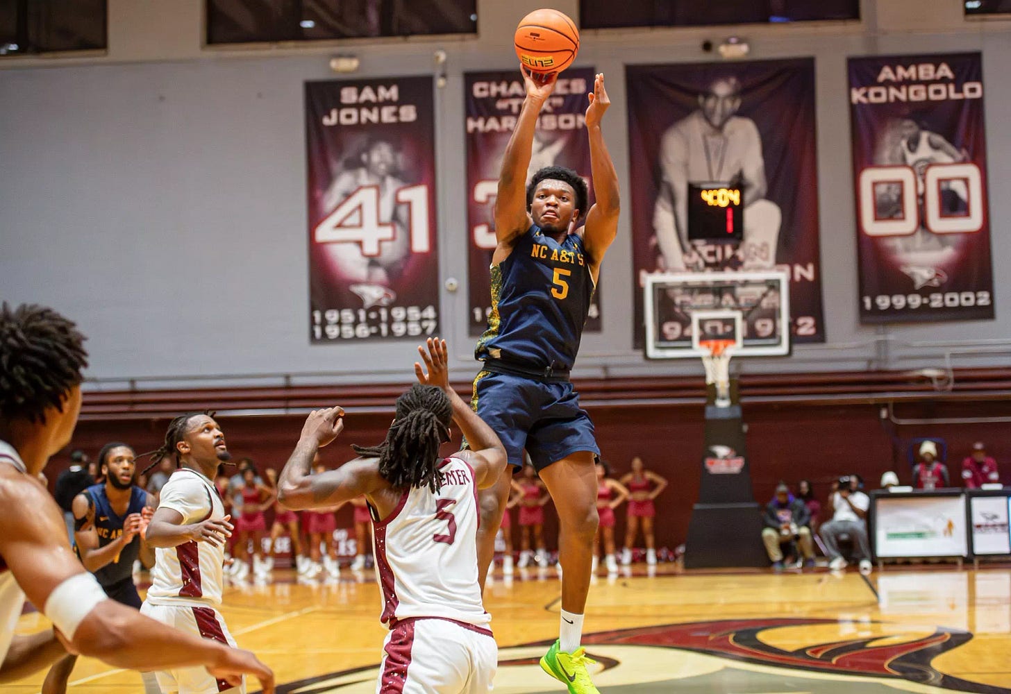 Lewis Walker - 2025-26 - Men's Basketball - North Carolina A&T Lewis Walker - 2025-26 - Men's Basketball - North Carolina A&T