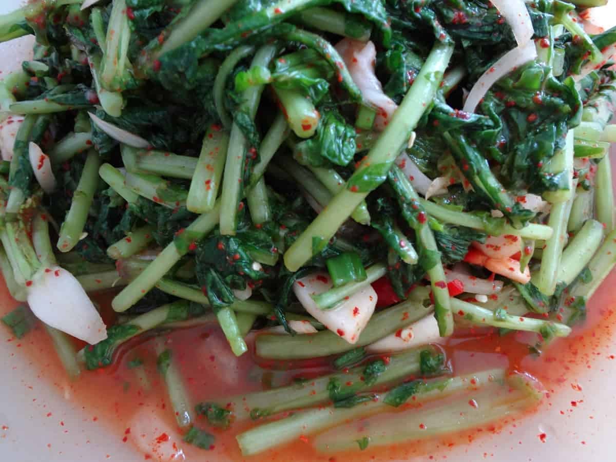 Yeolmu mulkimchi (young summer radish water kimchi) recipe ...