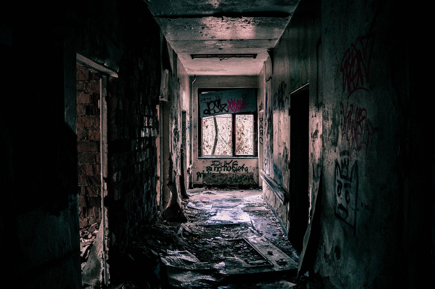 Un batiment abandonné, Urbex