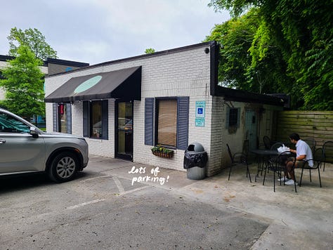 Villani's Bakery exterior & interior