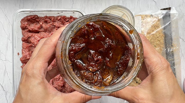 Receta de albóndigas con tomates secos en salsa cremosa
