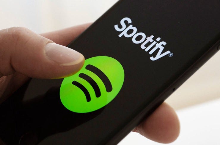 Spotify phone logo 201 a billboard 1548