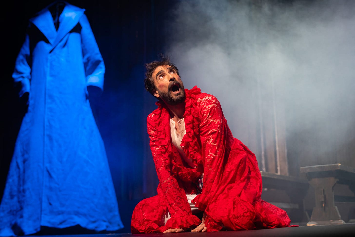 Εκκλησιάζουσες Λουκάς Θάνος - Δημοτικό Θέατρο Απόλλων - ΔΗΠΕΘΕ Πάτρας