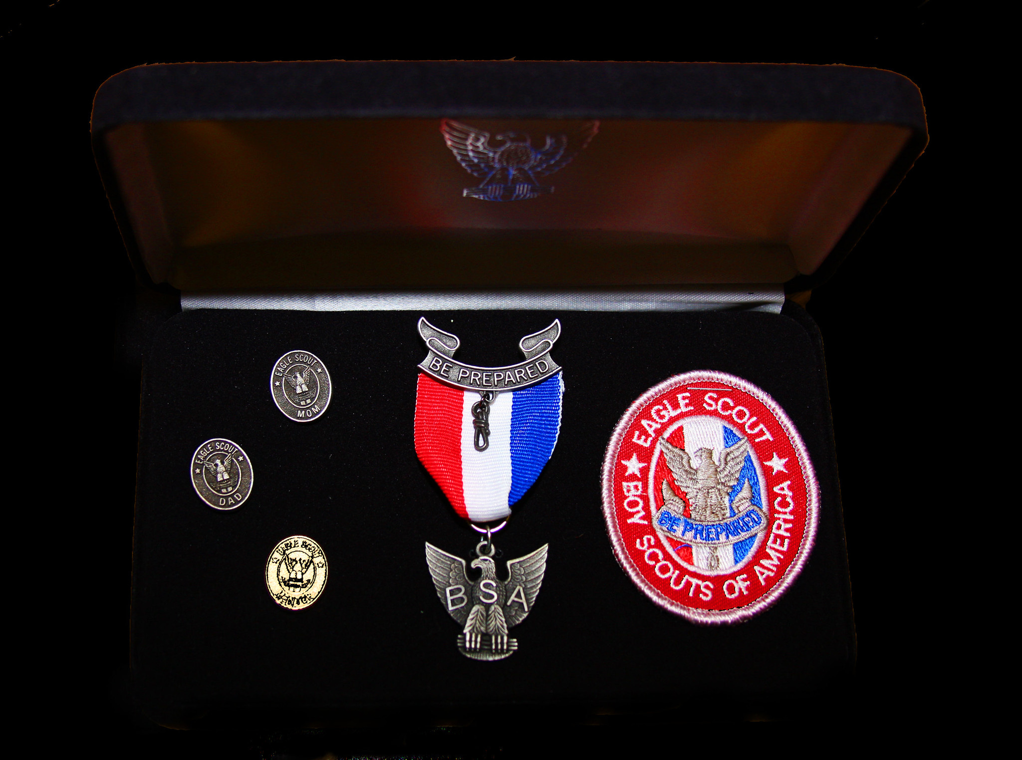 Proud Dad Of An Eagle Scout Son Embroidered Patch - Iron-On Or Sew-On Badge For Jackets, Vests & Bags