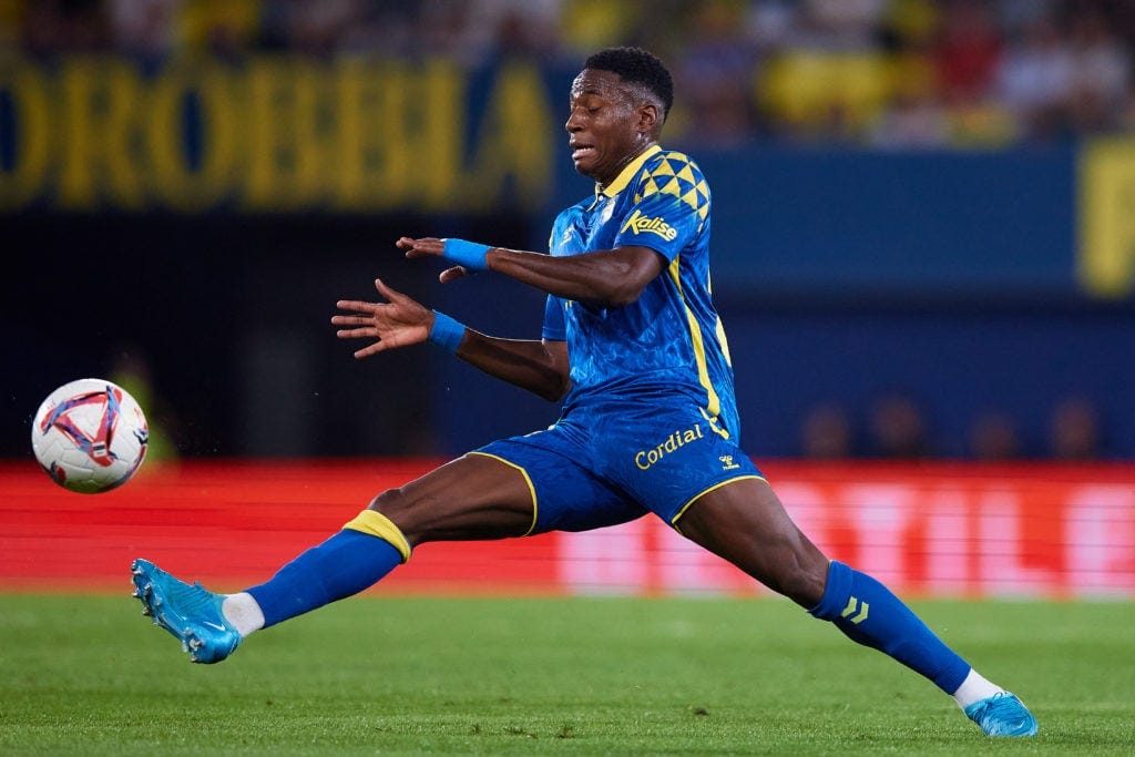 Who is Dario Essugo? Chelsea transfer target's career stats, style of play,  market value, and more